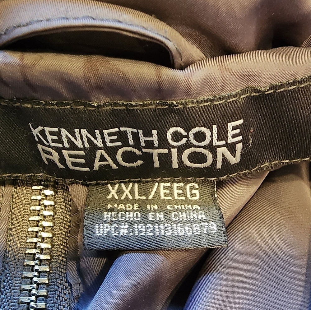 KENNETH COLE PUFFER COAT - Picture 5 of 5